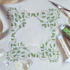Mistletoe and Pearls square - Image 3